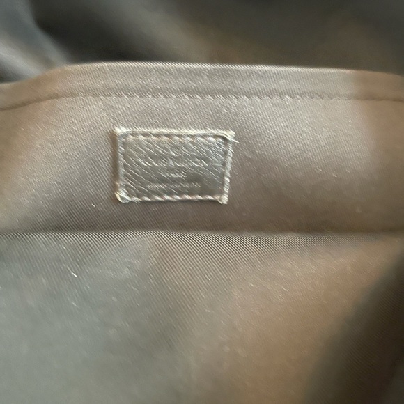 Louis Vuitton Palm Springs MM - Picture 7 of 10